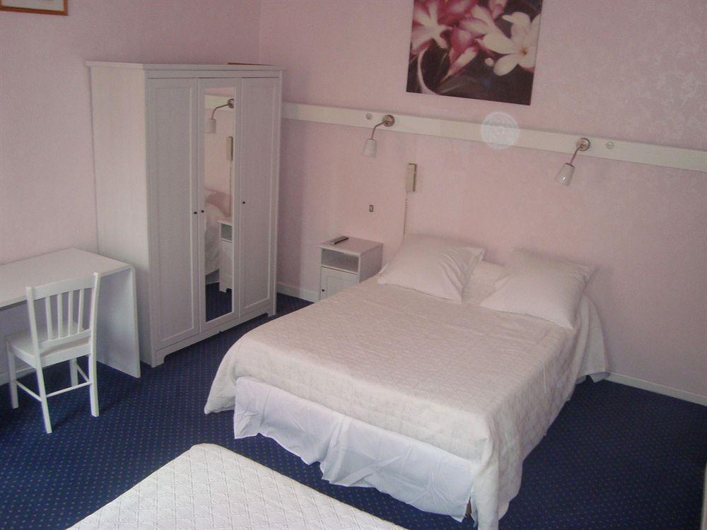Hotel Confort 09 Ou Hc-09 Tarascon-sur-Ariege Exterior photo